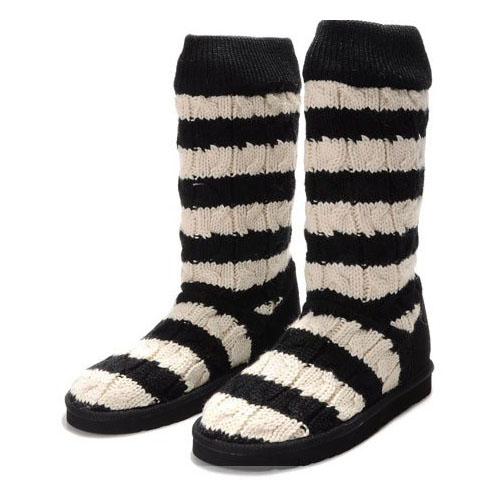 Outlet UGG Classic Alto Stripe Cable Knit Stivali 5822 Nero Bianco Italia �C 271 Outlet UGG Classic Alto Stripe Cable Knit Stivali 5822 Nero Bianco Italia �C 271